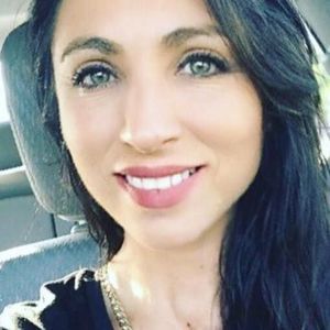 Meet your Posher, Carla